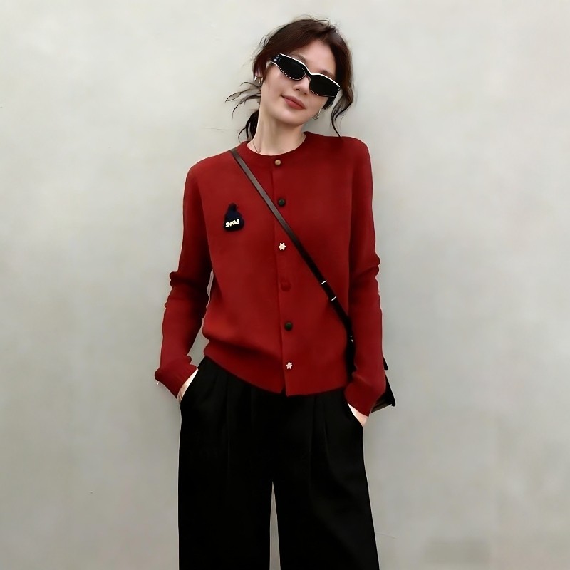 2026超火冬装一整套小个子巨好看的显瘦减龄红色针织衫阔腿裤套装