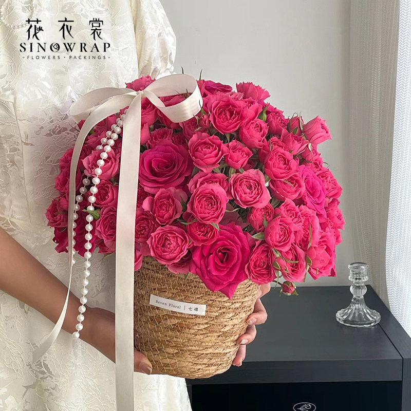 天然草编篮插花篮花衣裳图片
