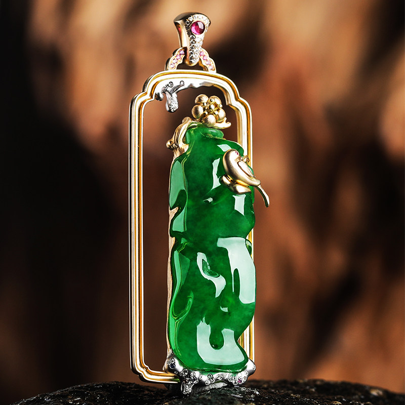 4.15羊子珠宝 喜上眉梢 满绿色辣随形18k设计款 古典美翡翠吊坠F