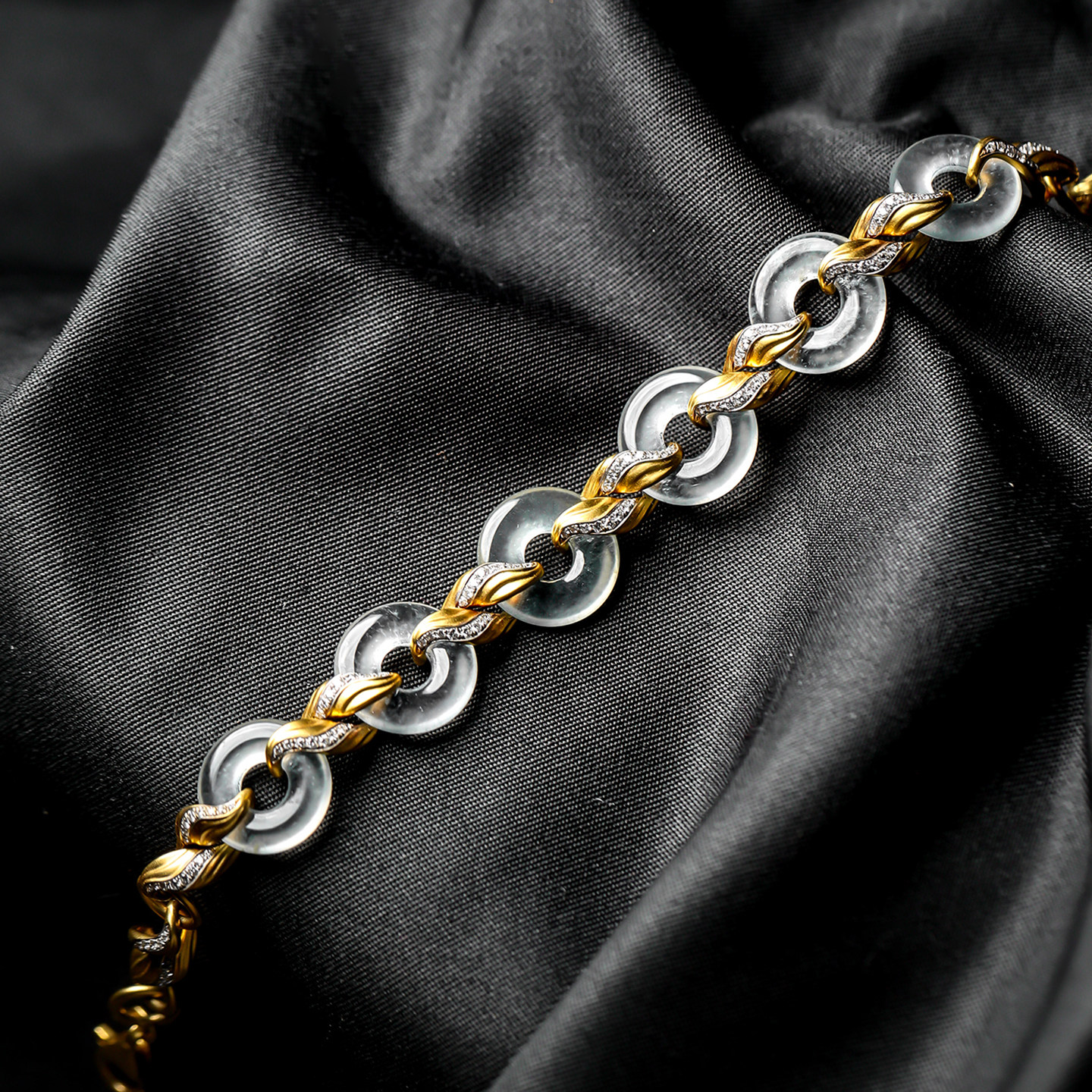 羊子珠宝 韶颜 &nbsp;老坑高冰种起莹18K金镶嵌设计款翡翠平安扣手链F