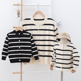 春秋新款男女童针织外套2023中小童韩系黑白条纹毛衣宝宝亲子开衫