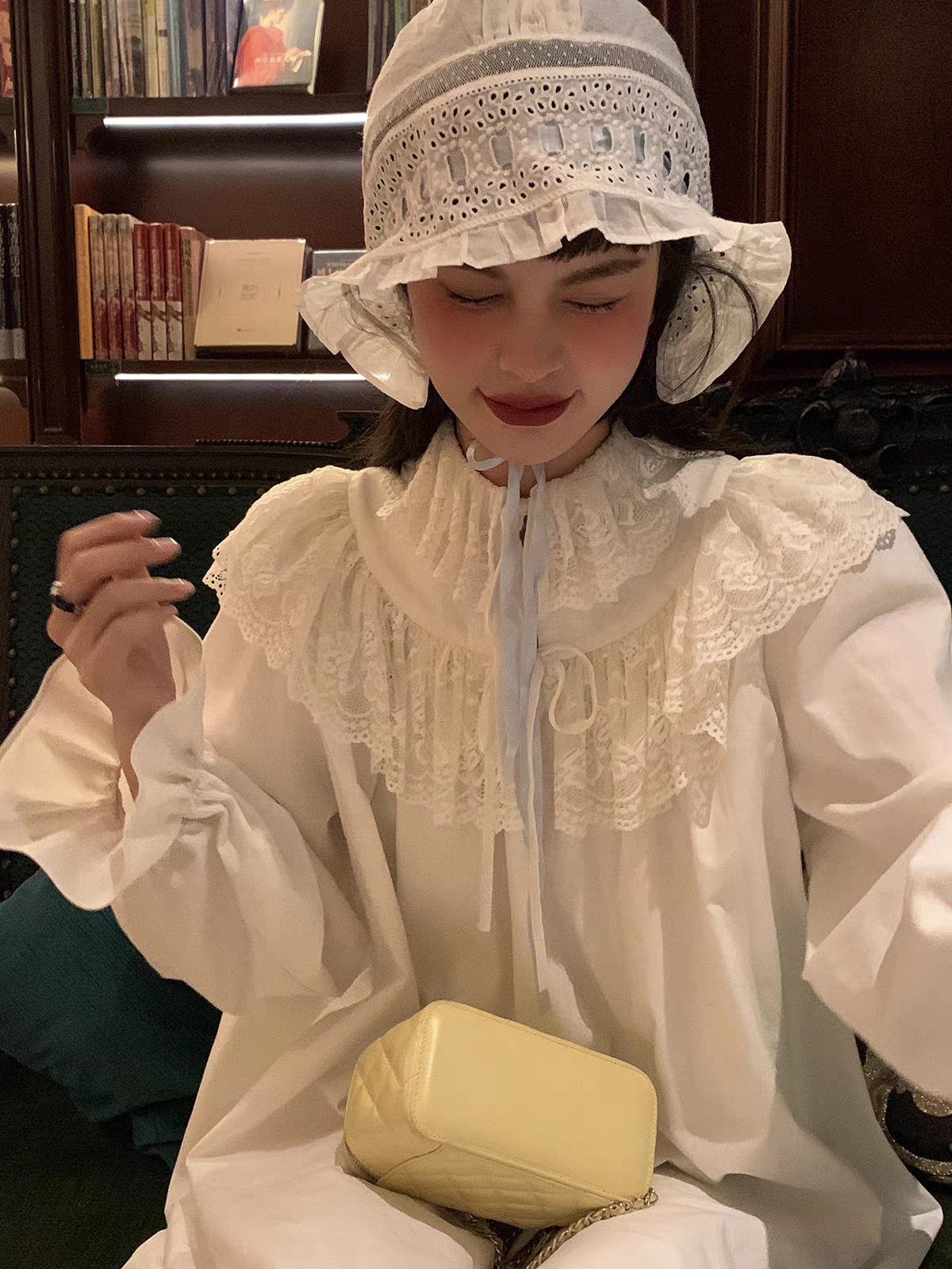 爱德华vintage多层次蕾丝拉夫领灯笼袖绑带连衣裙图片