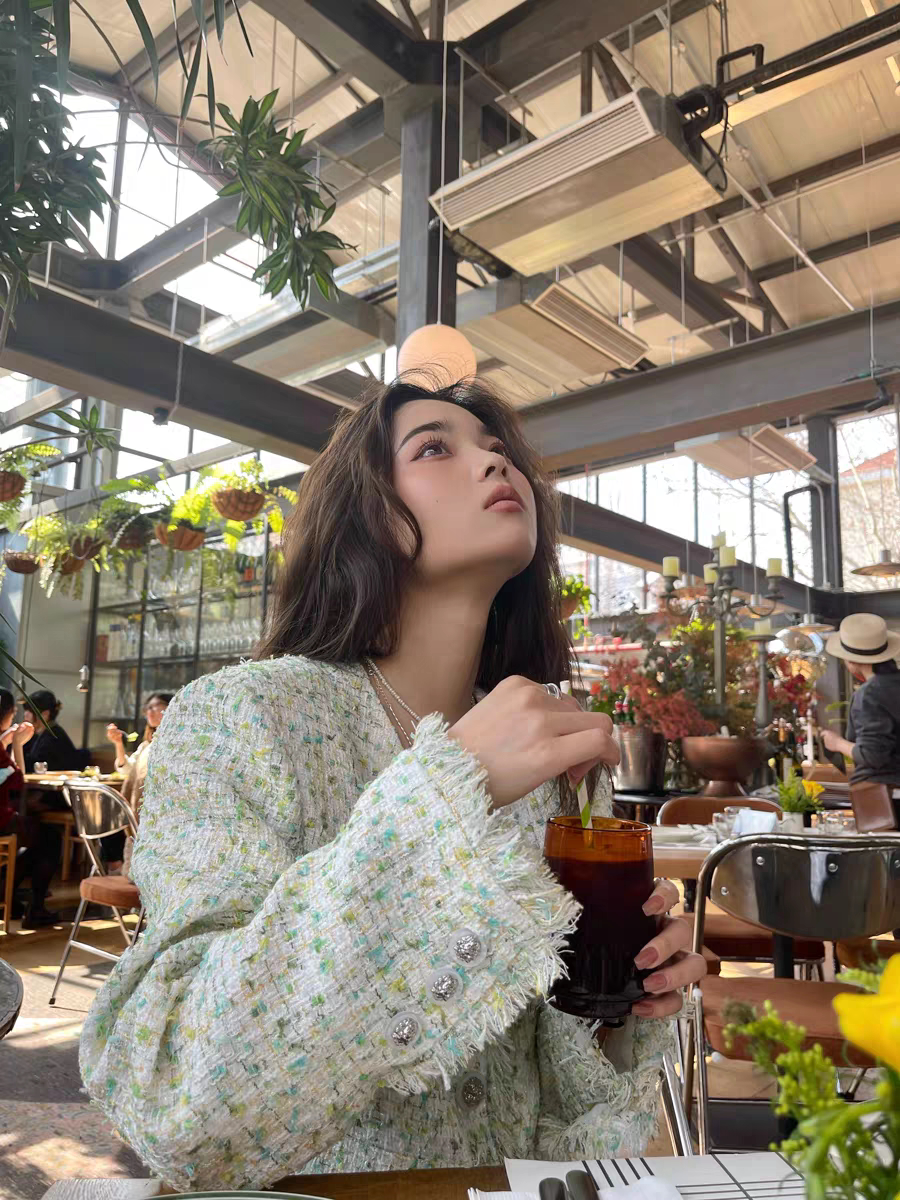 ICELOLLY绿色小香风外套女春秋款新款设计感秋季短款早秋上衣图片