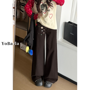 显瘦直筒裤 美拉德花朵纽扣棕色阔腿牛仔裤 宽松大码 新款 女胖mm春季