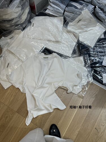 66912超美的木耳花边圆领纯色白色宽松版T恤上衣