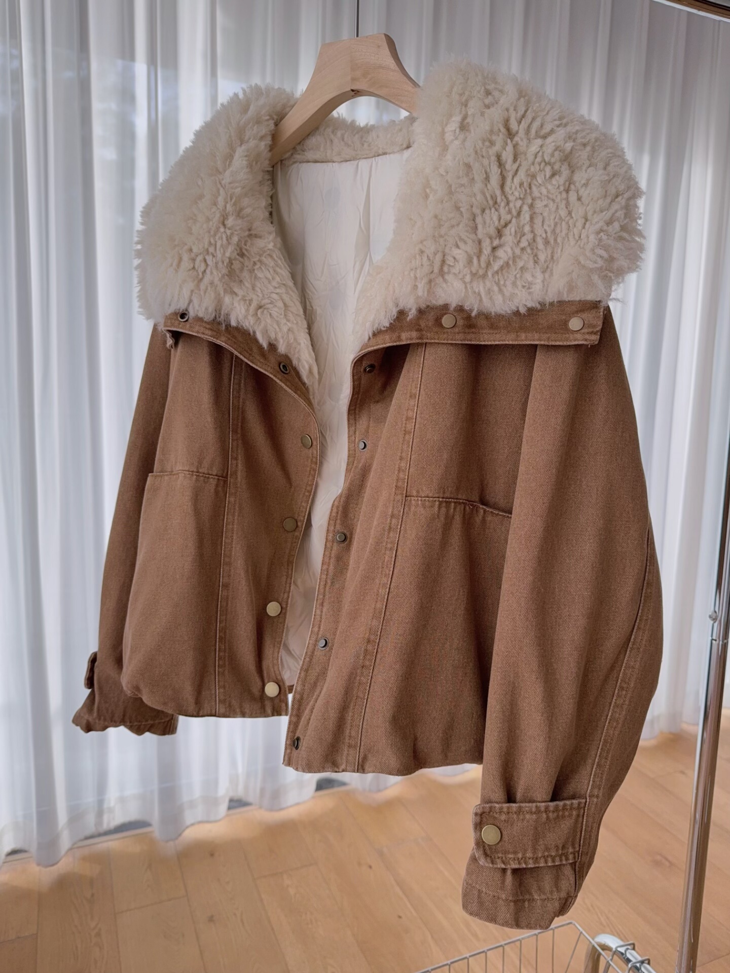 新品～韩系大翻领真毛毛可立领牛仔派克服秋冬加厚保暖羽绒服外套