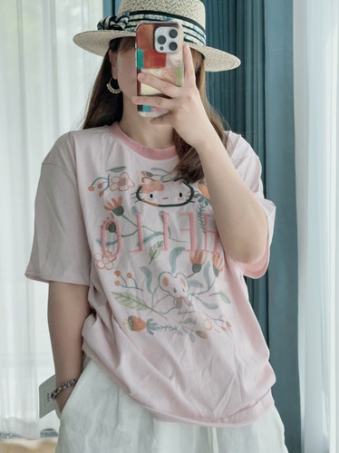 90323夏款法式复古温柔风粉色系刺绣kitty图案圆领宽松T恤