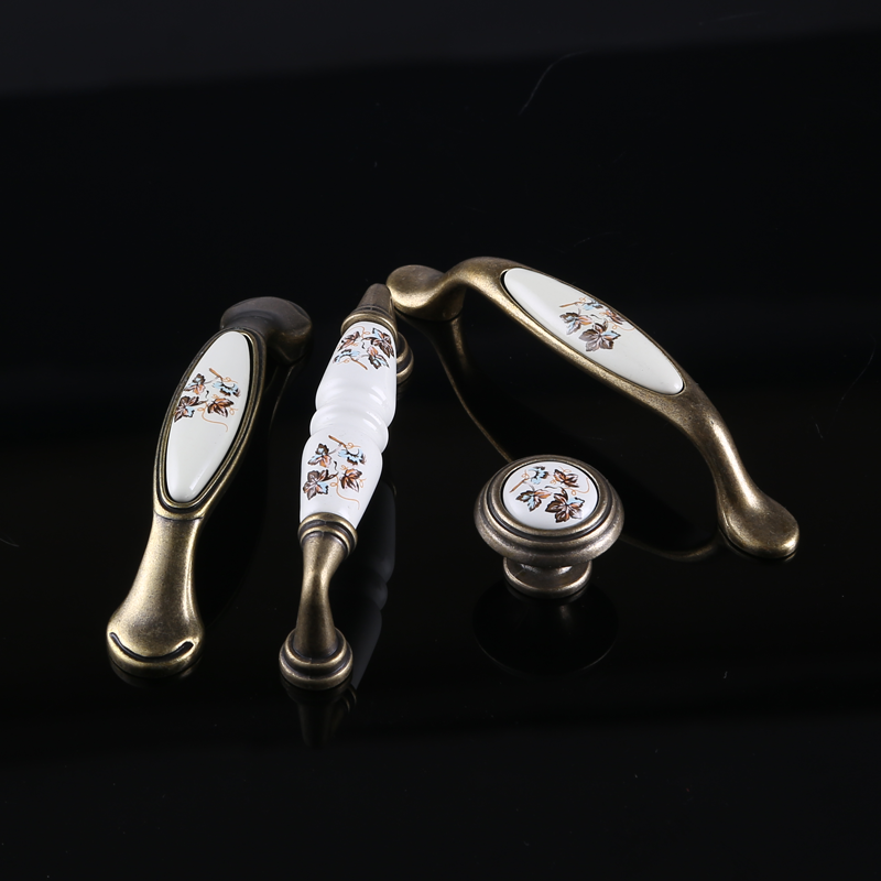 高档实木橱柜陶瓷拉手