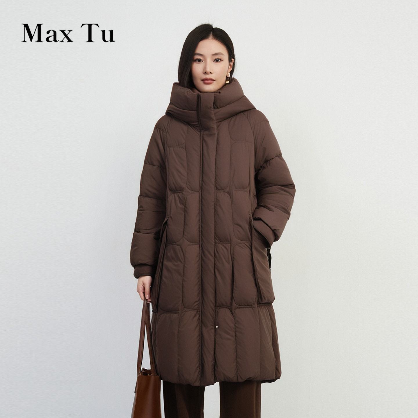 宽松大码显瘦90白鸭绒连帽羽绒服