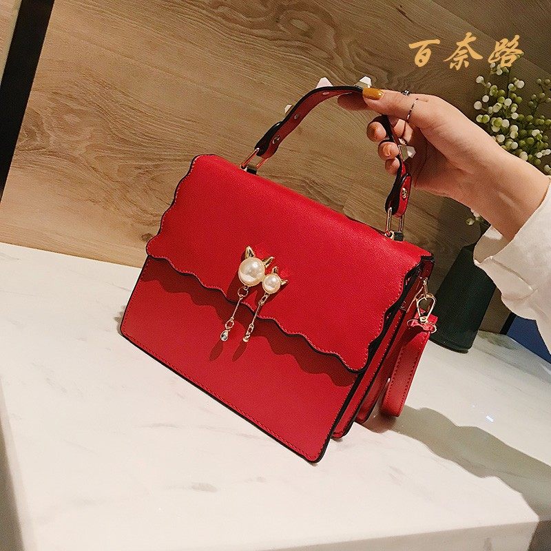 大红色结婚包包女2020年新款新娘婚礼用时尚大容量手提风琴斜挎小