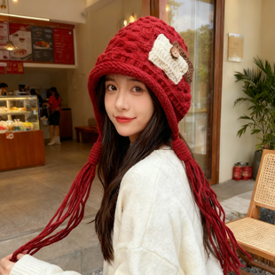 2025新款时尚贴布流苏红色毛线帽子女秋冬季保暖手工辫子针织帽潮