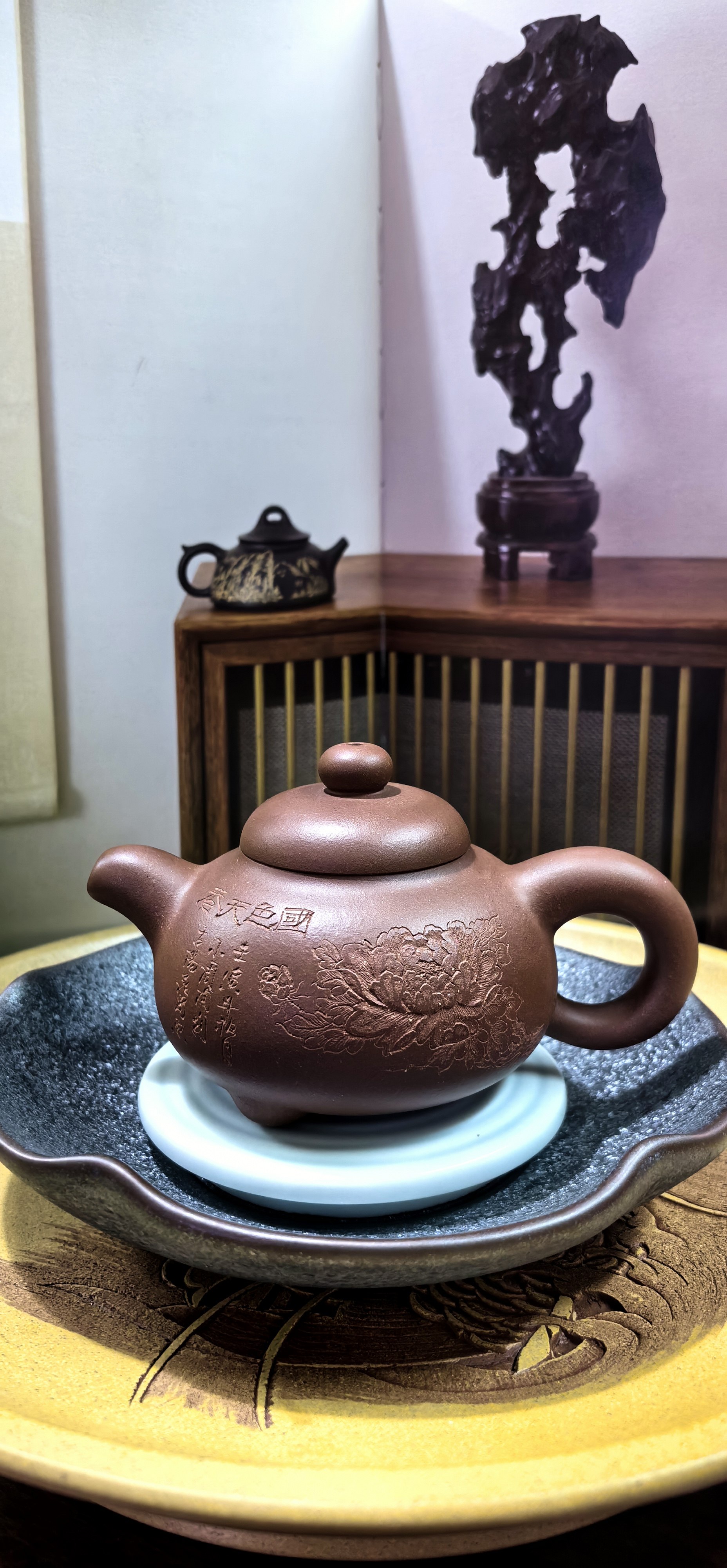 鲍学勤紫砂壶 宜兴紫砂壶 三脚泉韵 茗香 清泉 牡丹图案 国色天香