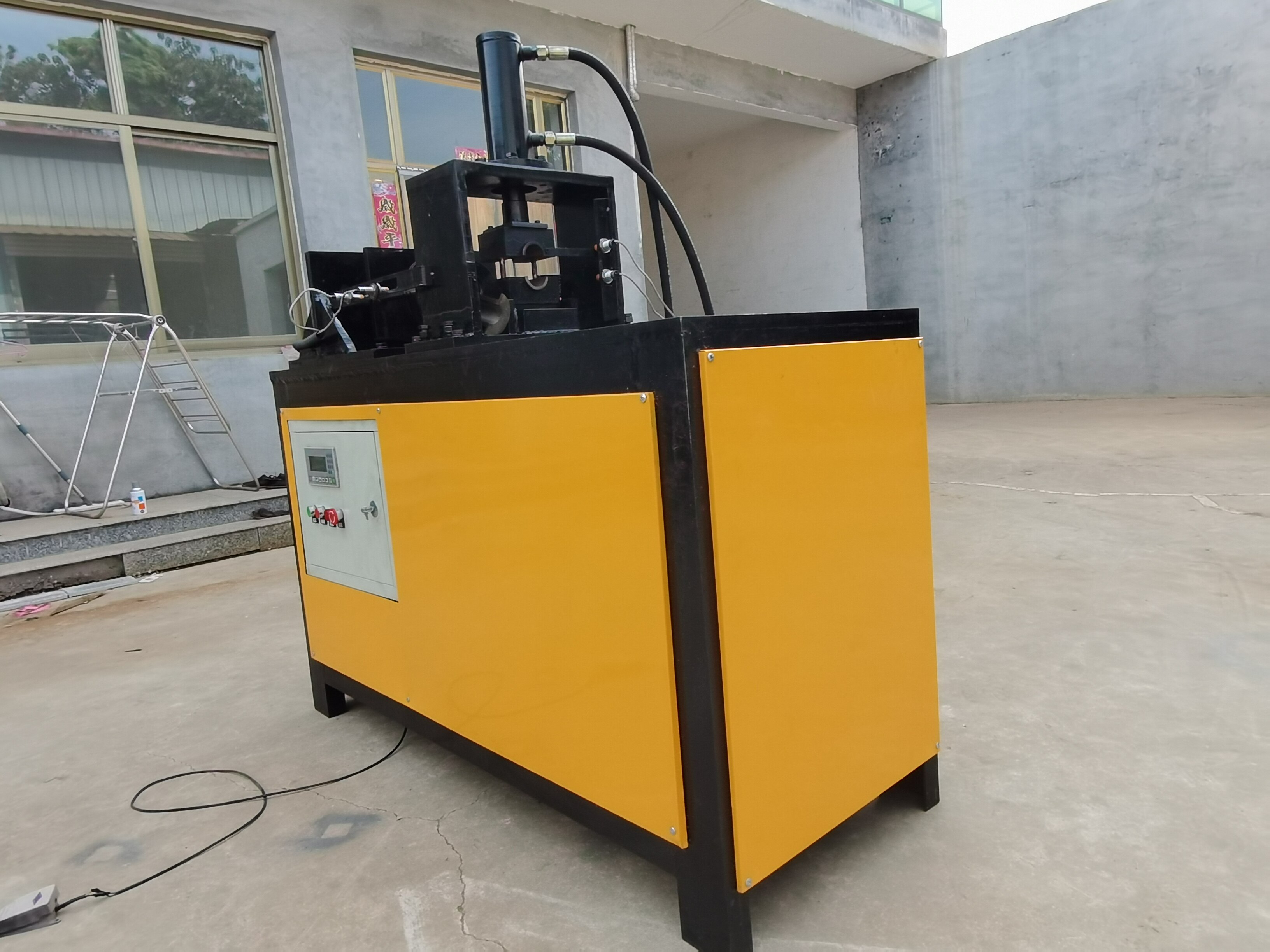 液压无痕缩管机不锈钢管压管机高精度光滑无痕缩管机锥度管成型机