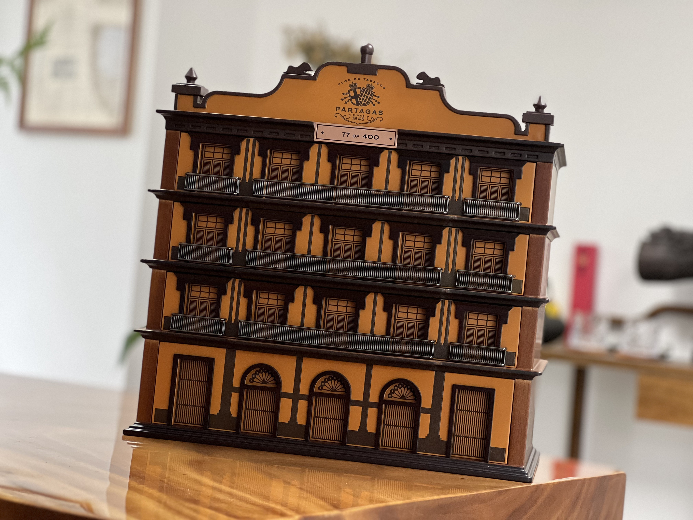 PARTAGAS帕特加斯雪茄工厂建筑 150支装雪茄盒 限量400个