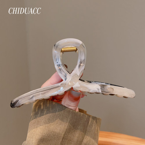 侈度饰品水墨鱼尾大抓夹