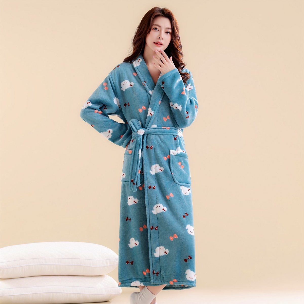 睡袍女冬长款法兰绒加厚家居服开衫春秋可爱浴袍珊瑚绒睡衣女长袖