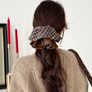 韩系金标咖白格纹裙摆马尾抓夹女秋冬新款时尚高级感半扎发夹发饰