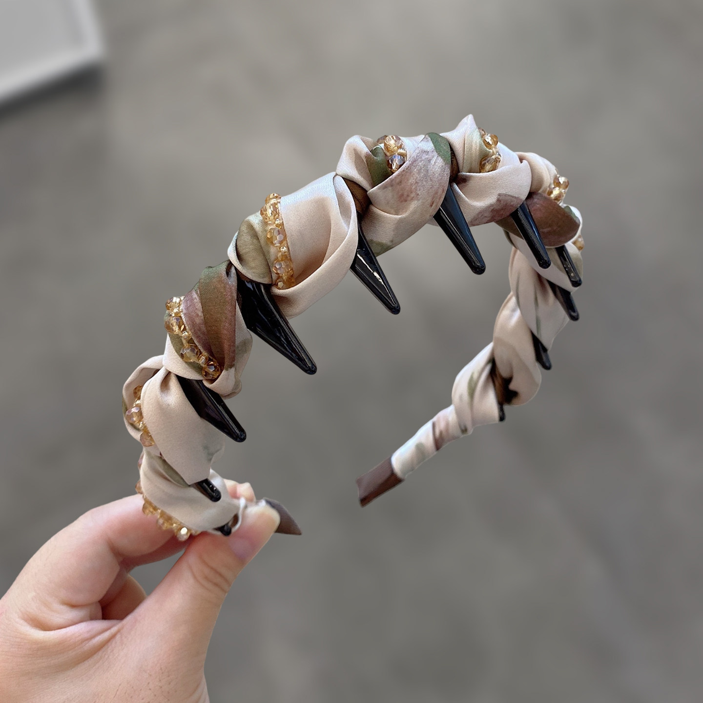 重工手工串珠发箍印花缎面带齿防滑头箍小众设计感气质高颅顶发饰
