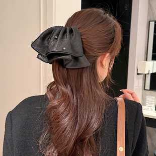 赫本风黑色裙摆抓夹女高级感后脑勺马尾夹子轻奢闪钻气质半扎发饰