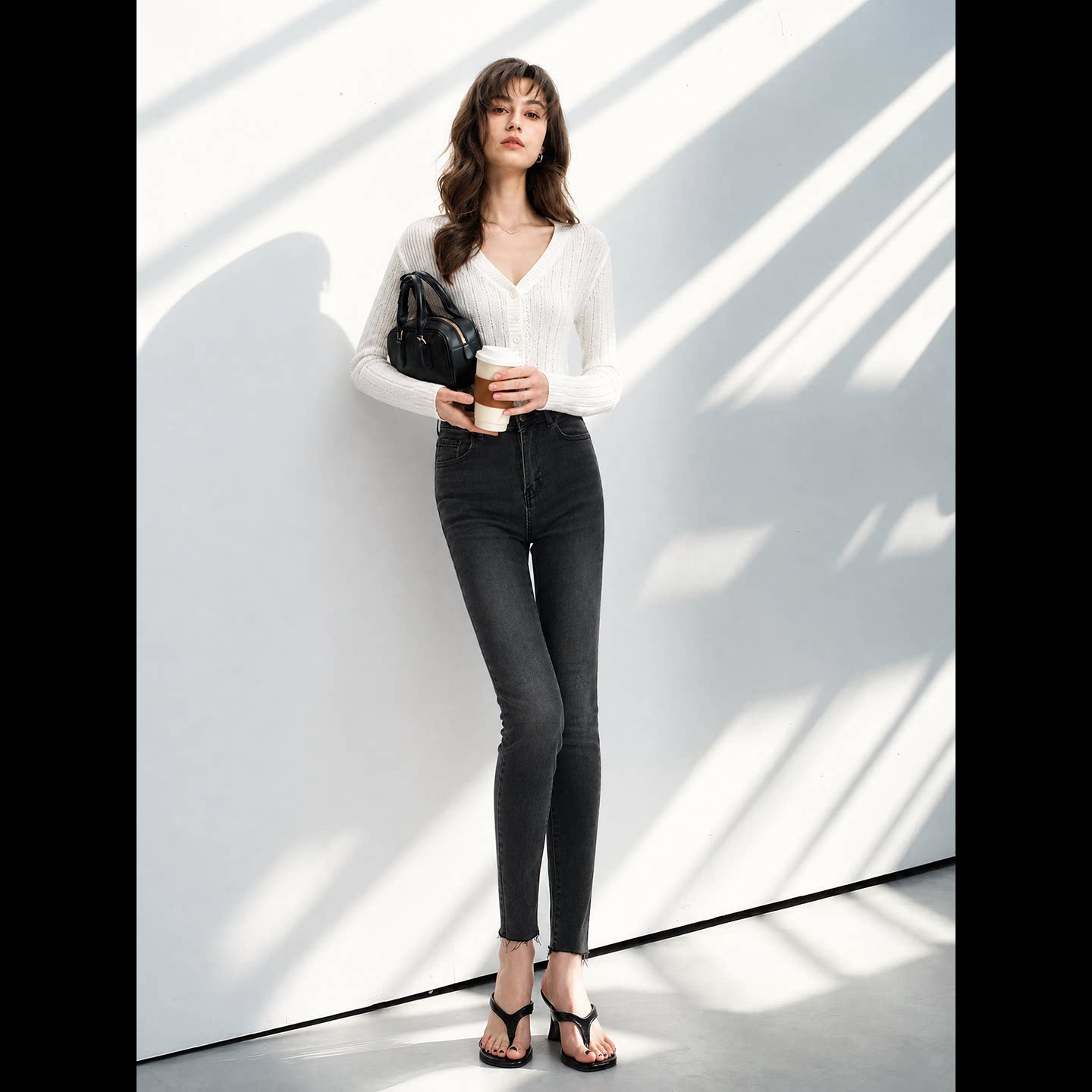 深灰高腰小脚牛仔裤女2026秋季新款长裤休闲款修身显瘦质感紧身裤