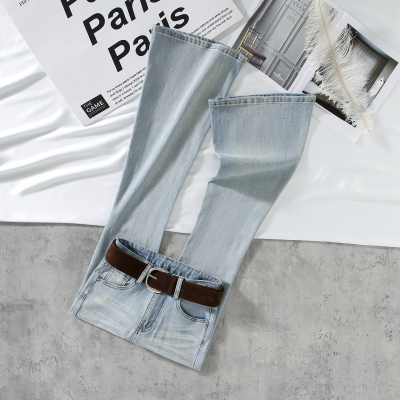 浅色微喇牛仔裤女2025秋冬新款