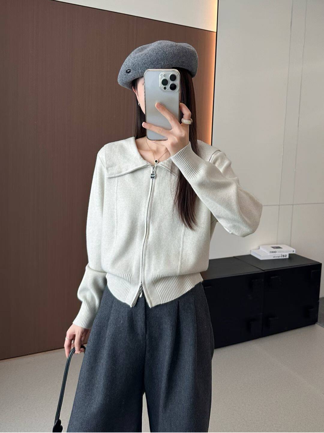 欧洲站2025春季新款翻领拉链极简风纯色百搭休闲针织开衫女