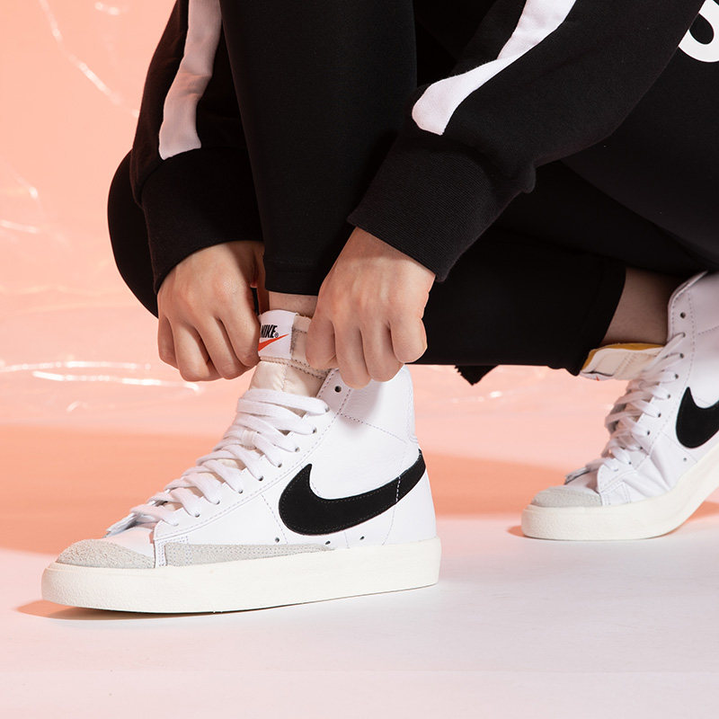nike耐克女鞋2022新款休闲鞋blazer mid 77开拓者板鞋cz1055-100
