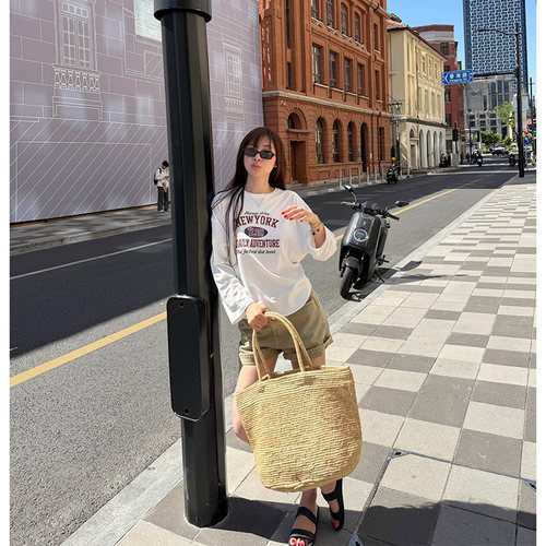 白色印花长袖T恤女宽松防晒上衣