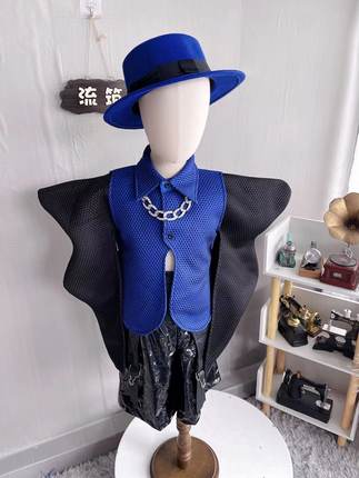 出租出售新款男童女童黑色马卡龙模特走秀个性港风复古潮服演出服