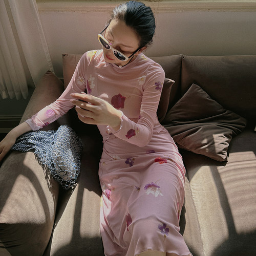 TOP家 艺术氛围 法式植物系紫色浪漫网纱印花圆领上衣+松紧腰半裙