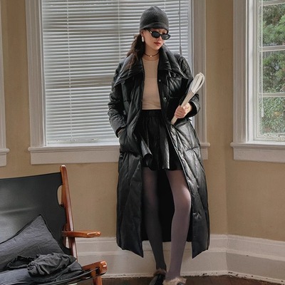 特TOP家 法式优雅 撞色绵羊毛领大菱格90白鹅绒PU皮长款羽绒服女