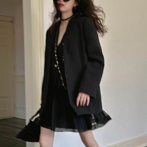 TOP家 法式时髦复古老钱风经典驳领廓形黑色西装/短款马甲女新款