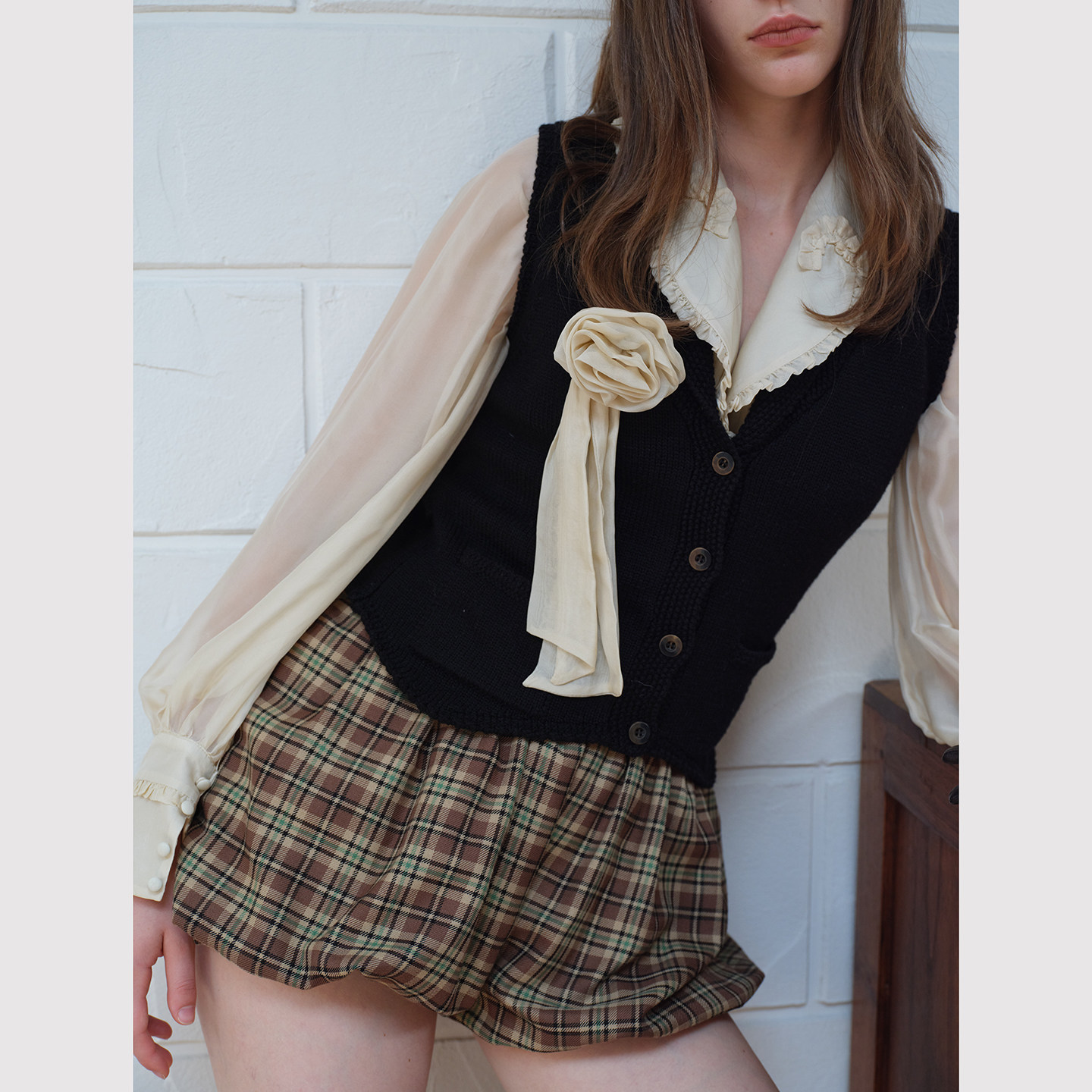 TOPCLOSET 时髦女作家 法式复古叠穿v领收腰小卷边羊毛针织马甲图片