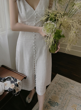 TOP家 拨动心弦 法式浪漫复古白色纯棉绣花v领无袖收腰连衣裙女夏
