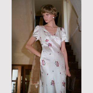 浪漫复古 法式 灵动鱼尾显瘦缎面仿真丝印花连衣裙 莫奈花园 TOP家
