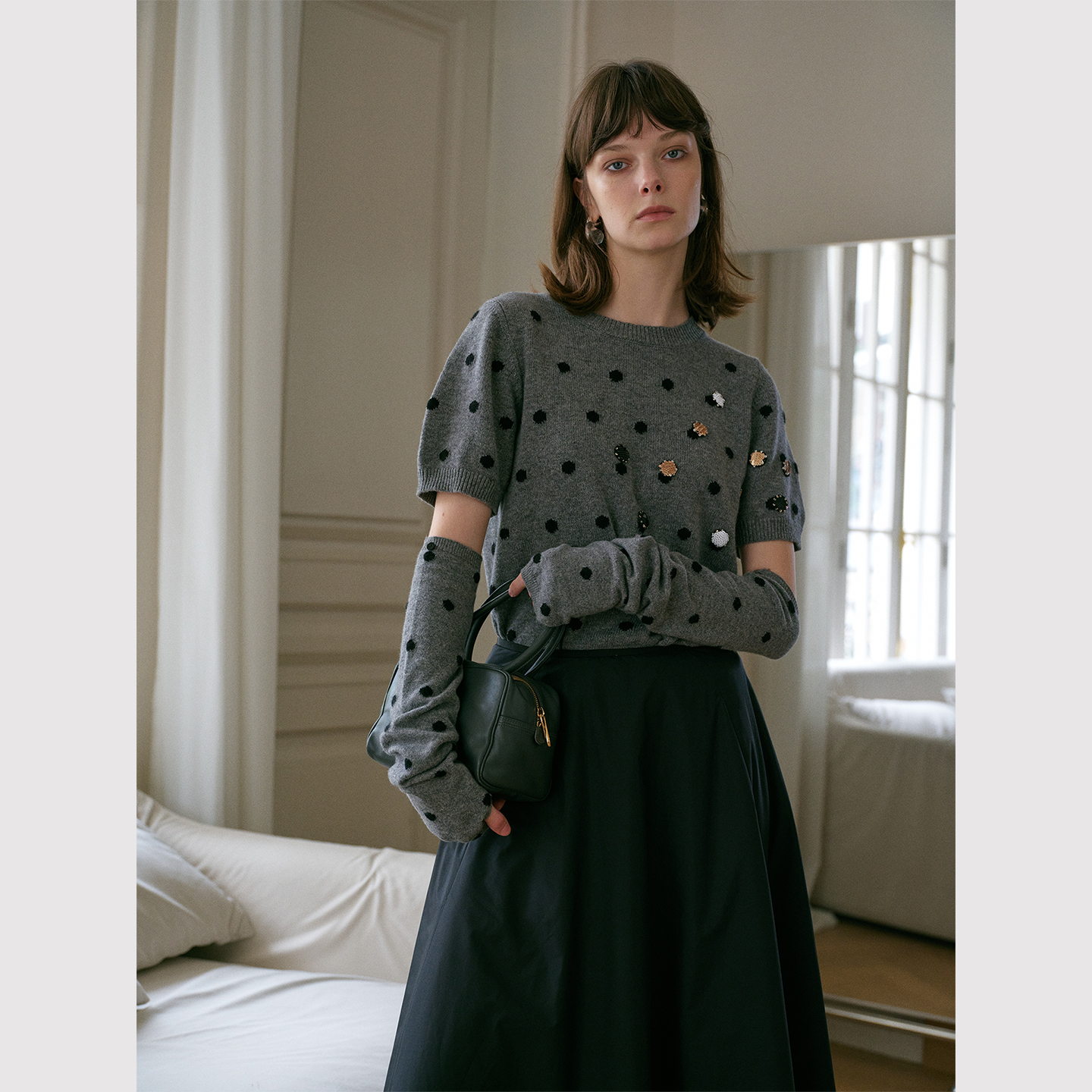 TOP家 法式复古 重工钉珠波点亮片花短袖套头羊毛衫+可拆卸袖套
