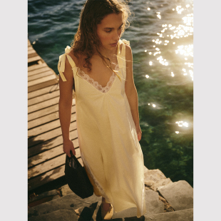 浪漫复古优雅松弛v领蕾丝拼接绑带连衣裙长裙 法式 TOP家 度假氛围