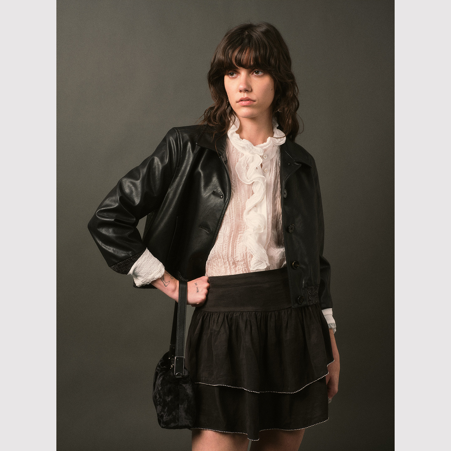 TOP家 时髦酷飒 法式复古简约 实穿经典款高质PU短款翻领皮外套