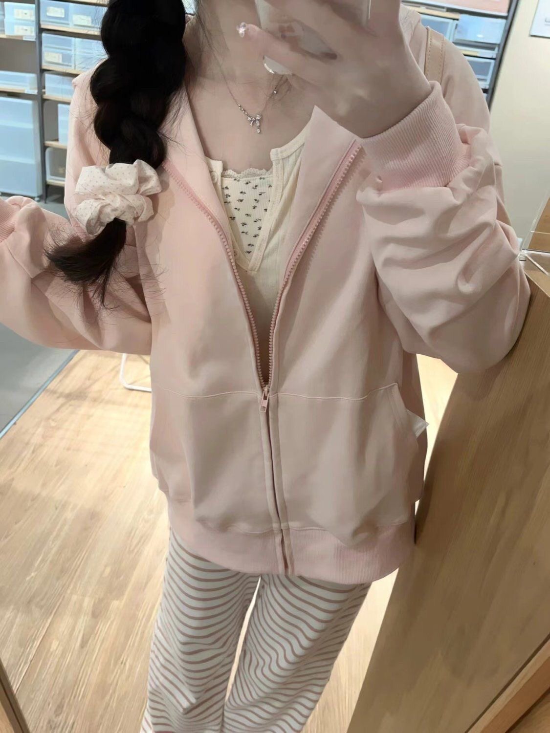 甜美穿搭淡粉色少女连帽卫衣女新款日系宽松开衫外套可爱春秋薄款