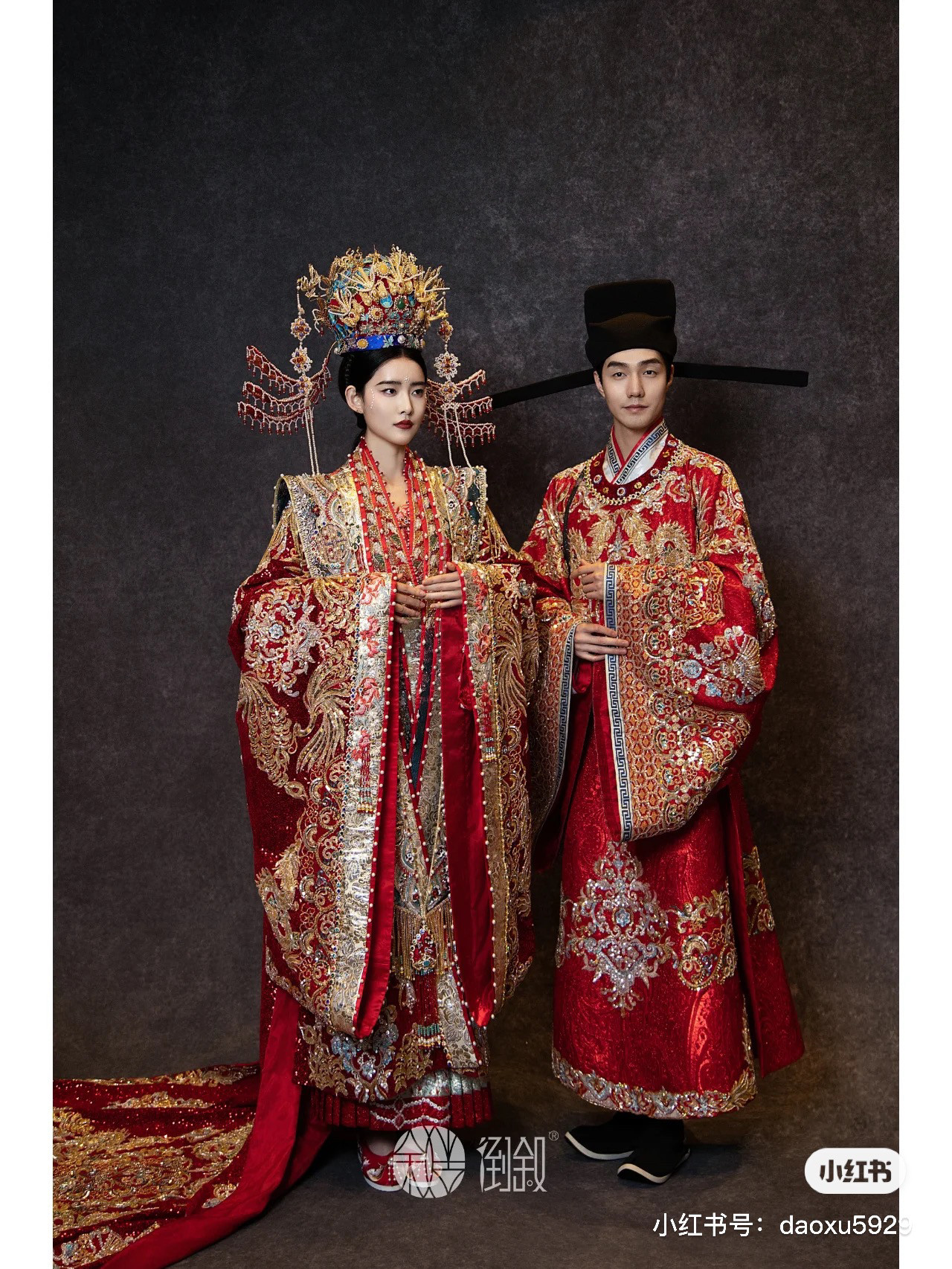 倒叙正品宋制中式汉服重工古代婚秀禾服