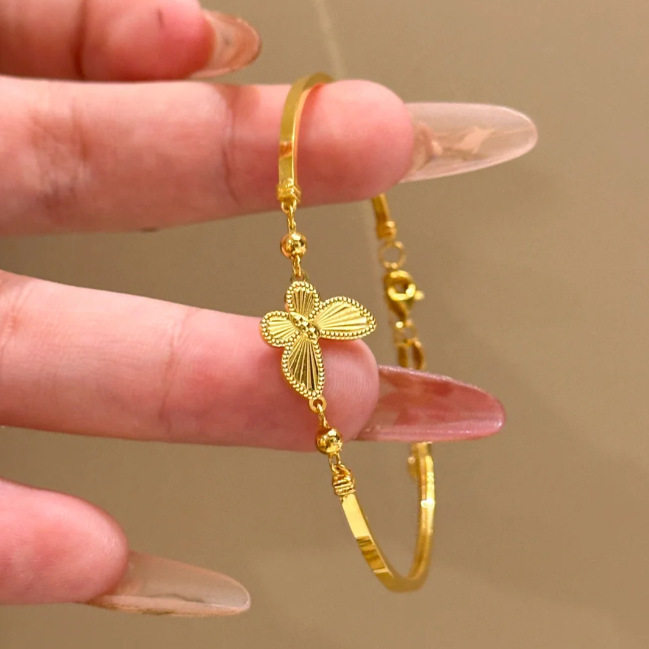 中古金色蝴蝶手链轻奢小众精致设计感手饰甜美小巧百搭手饰手链