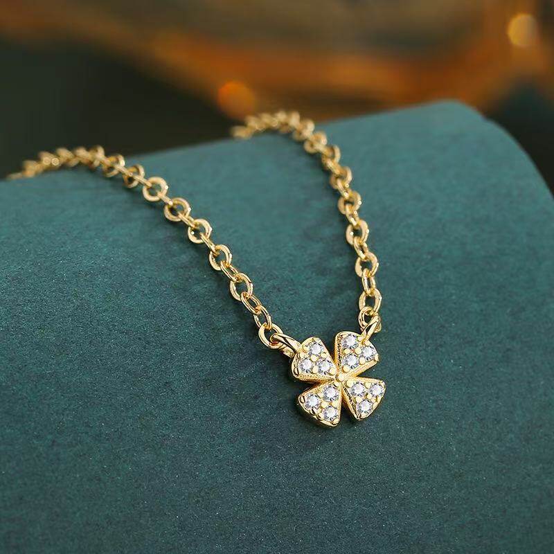 璀璨四叶花项链女简约日系气质小清新颈链轻奢小众锁骨链百搭包邮