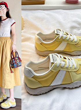 阿甘鞋女款2025新款夏季网面透气厚底德训运动鞋轻便软底黄色超火