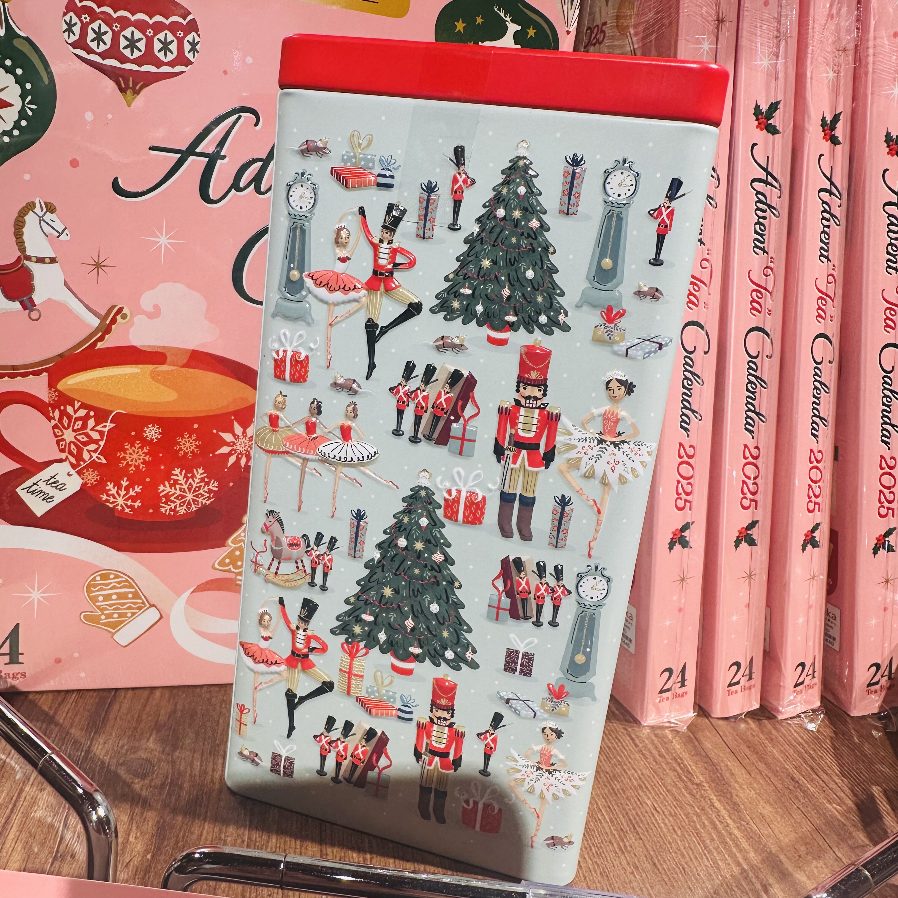 【圣诞节限定】日本kaldi 格兰玛威尔斯 坚果饼干三角罐 铁罐铁盒