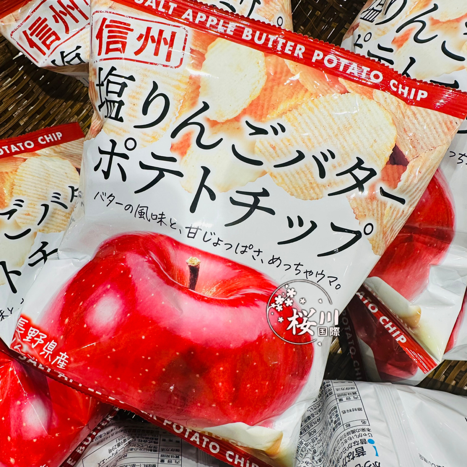 【又干又脆又给力！】口水收割机日本青森苹果黄油味薯片