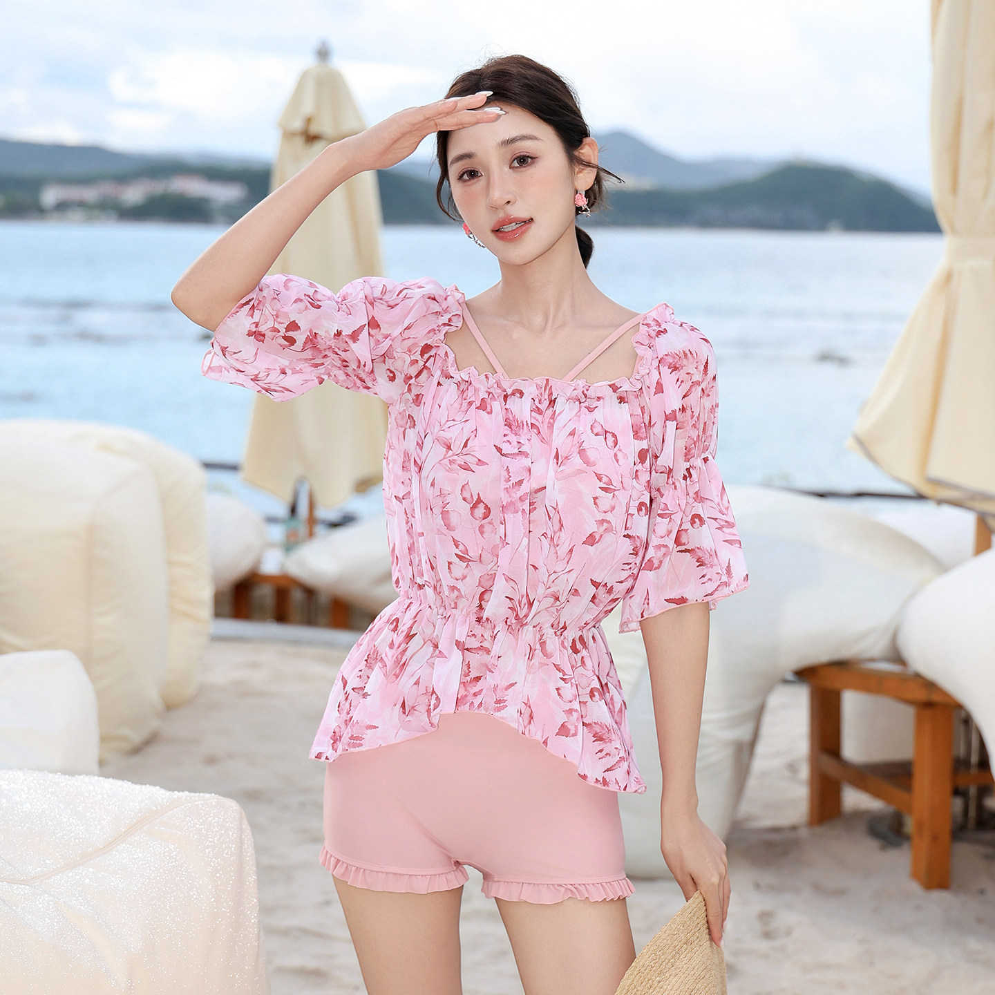 2026新款碎花三件套泳衣女罩衫平角裤遮肚显瘦保守微胖mm游泳衣