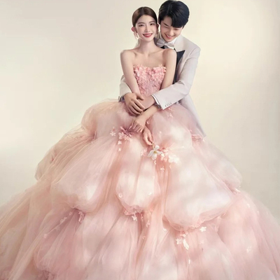 新款外景旅拍蛋糕裙抹胸礼服拖尾