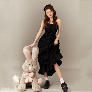 影楼主题拍照韩系画报风可爱少女氛围感甜美艺术照黑色主题摄影服