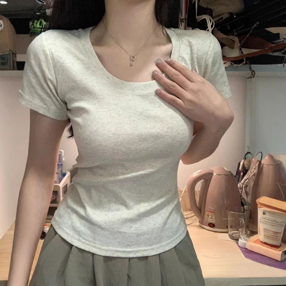 纯色美白修身短袖T恤女2026夏季新款简约时尚百搭短款学生上衣