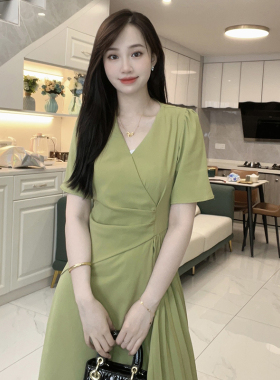 2026夏季新款法式时髦收腰优雅淑女风连衣裙94751